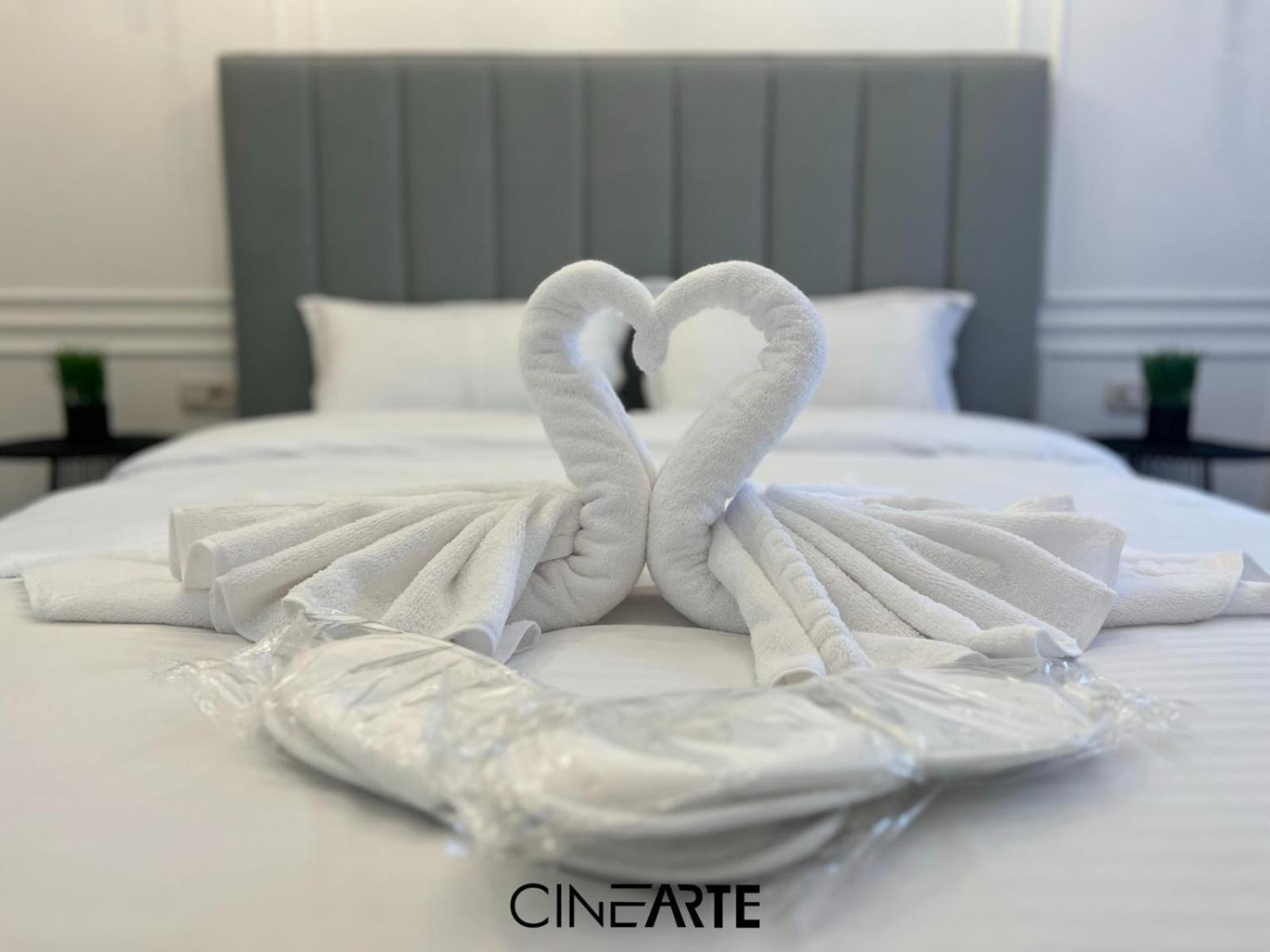 Cinearte Residence Caransebeş Exteriör bild